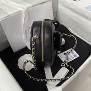 Chanel Should Bag Heart AS3191Black Size 16x18x6cm - 2