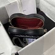Chanel Should Bag Heart AS3191Black Size 16x18x6cm - 3
