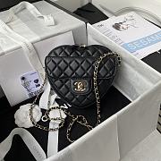 Chanel Should Bag Heart AS3191Black Size 16x18x6cm - 4