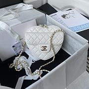 Chanel Should Bag Heart AS3191White Size 16x18x6cm - 2