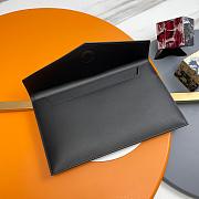 YSL Clutch Black Grained Leather Size 27x16x2cm - 6