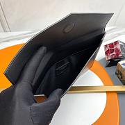 YSL Clutch Silver Black Grained Leather Size 27x16x2cm - 2