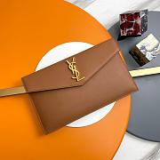 YSL Clutch Silver Brown Grained Leather Size 27x16x2cm - 1