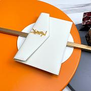 YSL Clutch Silver Gold White Grained Leather Size 27x16x2cm - 3