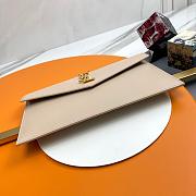 YSL Clutch Silver Nude Grained Leather Size 27x16x2cm - 5