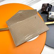 YSL Clutch Uptown Cream Crocodile Size 27x16x2cm - 2