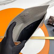 YSL Clutch Uptown Grey Crocodile Size 27x16x2cm - 5