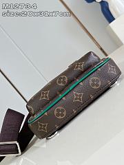 LV Avenue Slingbag M12734 Size 20x31x7CM - 3