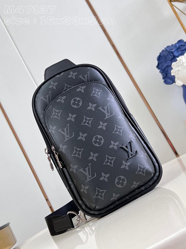 LV Avenue Slingbag PM M47137 Size 33x16x5.7CM - 1