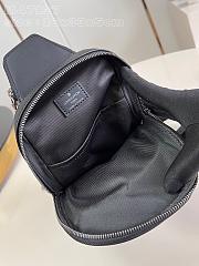 LV Avenue Slingbag PM M47137 Size 33x16x5.7CM - 3