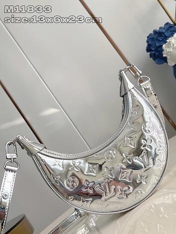 LV Loop Silver Bag M11833 Size 23x13x6cm