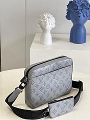 LV DUO MESSENGER BAG M46104 Size 26x18x5CM - 2