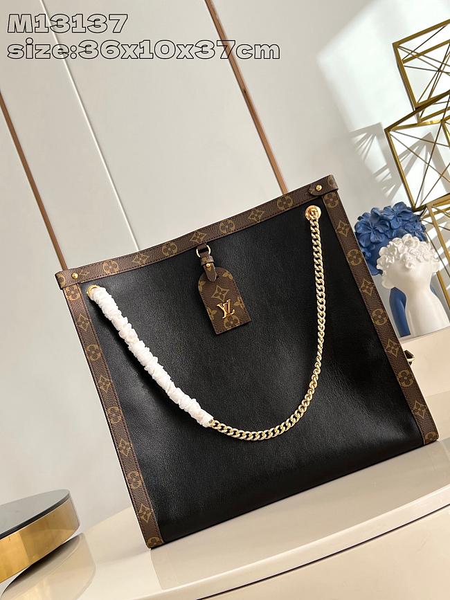 LV Nova MM Bag M13137 Size 36x37x10cm - 1