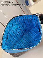 LV Pochette Voyage Souple Blue M13356 Size 30x21x7cm - 4