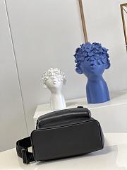 LV RACER SLINGBAG M46107 Size 24x42x12CM - 2