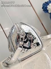 LV Speedy Bandoulière Silver Bag M11987 Size 20x13x12cm - 5