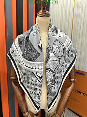 Louis Vuitton Black Silk Scarf DM8733 Size 90x90CM - 1