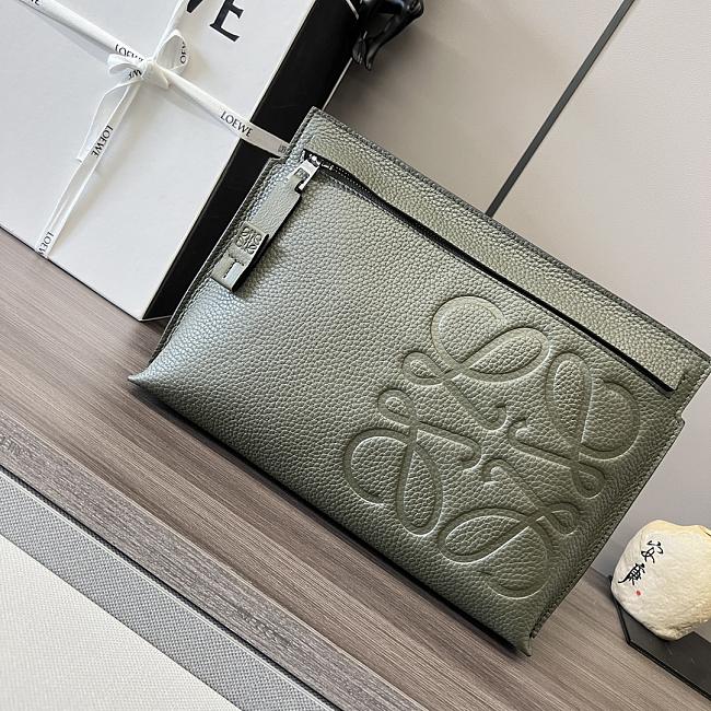 Loewe Clutch Bag Leather Green Size 29x6x20cm - 1