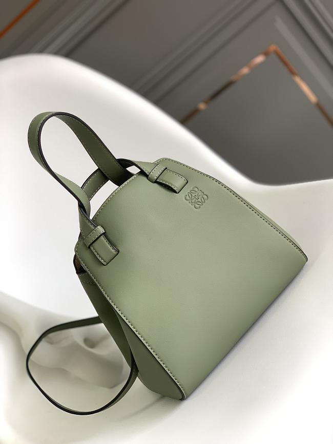 Loewe Hammock Nugget Green Size 20x18x20cm - 1