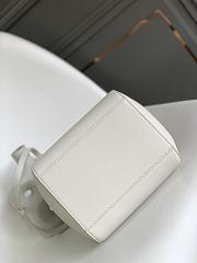 Loewe Hammock Nugget White Size 20x18x20cm - 2