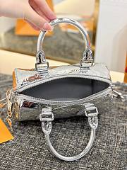 LV Speedy Bandoulière 20 Silver Size 20x13x12cm - 5