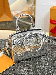 LV Speedy Bandoulière 20 Silver Size 20x13x12cm - 3