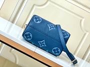 LV Speedy Bandoulière Monogram 20 Blue Size 20x13x12cm - 4