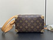 LV Speedy Bandoulière Trunk 20 Size 20x14x12cm - 2