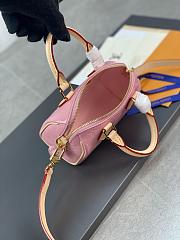 LV Speedy Pink Patent Leather Size 16x19x7cm - 6