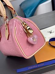 LV Speedy Pink Patent Leather Size 16x19x7cm - 4