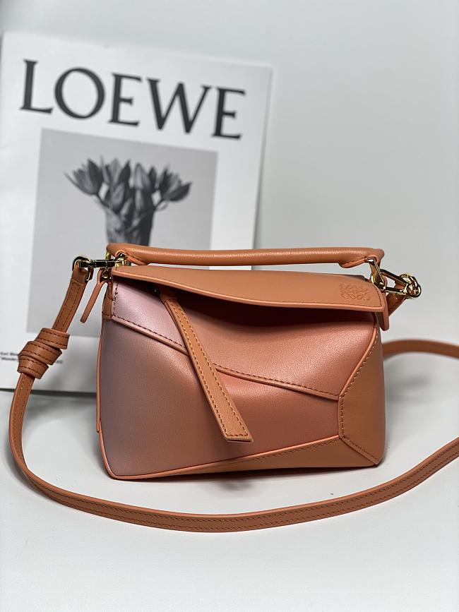 Loewe Puzzle 2022 Orange Bag Size 18x12.5x8CM - 1