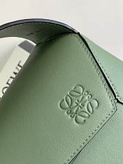 Loewe Puzzle Hobo Bag Green Size 28x10x5CM - 4