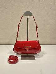 Prada Red Maternity Bag with Pointed Lock 22x15cm - 1