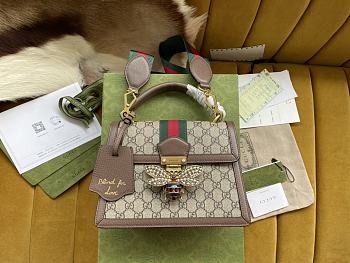 Gucci Bag in Brown with Bee-Lock Monogram Size 25x17x13CM