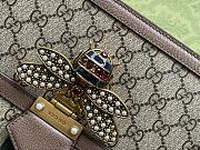 Gucci Bag in Brown with Bee-Lock Monogram Size 25x17x13CM - 2