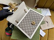 Gucci Bag in White with Bee-Lock Monogram Size 25x17x13CM - 2