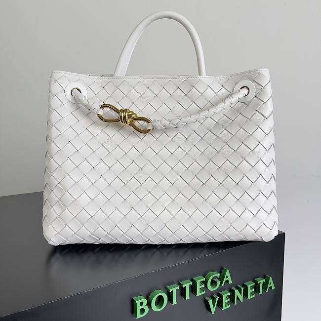 Bottega Veneta Andiamo Bag White Size 32x24x12cm - 1