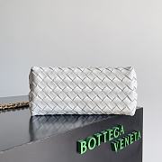 Bottega Veneta Andiamo Bag White Size 25x22x10cm - 3