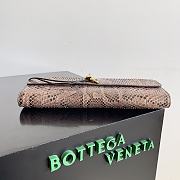 Bottega Veneta Andiamo Clutch Snake Size 31x13x3cm - 2