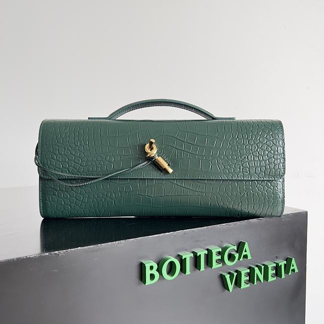 Bottega Veneta Andiamo Clutch Teal 741511 Size 31x13x3cm - 1