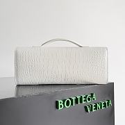 Bottega Veneta Andiamo Clutch White 741511 Size 31x13x3cm - 3