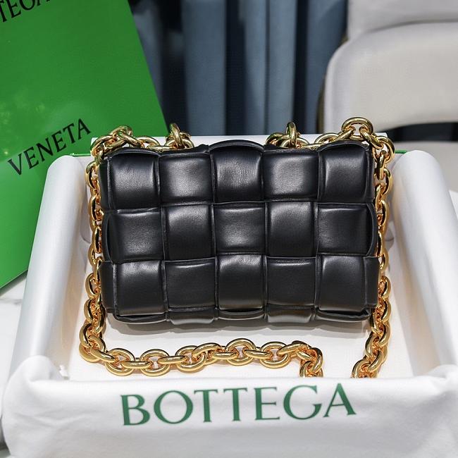 Bottega Veneta Cassette Black Size 26x18x8cm - 1