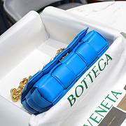 Bottega Veneta Cassette Blue Size 26x18x8cm - 5