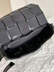 Bottega Veneta Cassette Black Size 23x15x5cm - 6