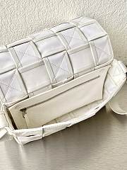 Bottega Veneta Cassette White Size 23x15x5cm - 3