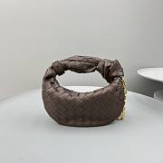 Bottega Veneta Jodie Bag Brown Size 27x22x3cm - 3