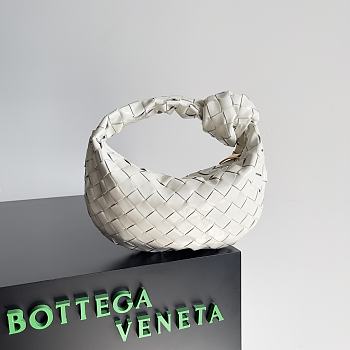 Bottega Veneta Jodie Shiny Leather White Size 23x15x5cm