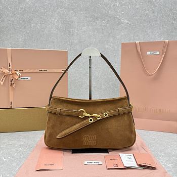 Miu Miu Aventure Nappa Leather Bag 33×5×20cm