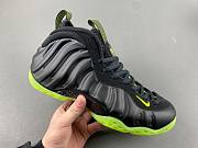 Nike Air Foamposite One Black Volt HF2902-001 - 2