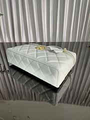 Chanel 25C Long Vanity Caviar White Bag 17x19x5cm - 4